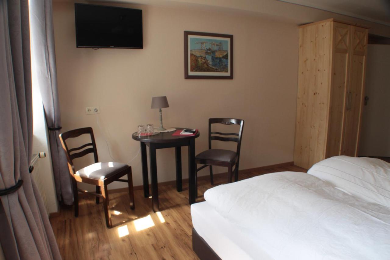 Zum Baren - Einfach Anders Hotel Mainbernheim ภายนอก รูปภาพ