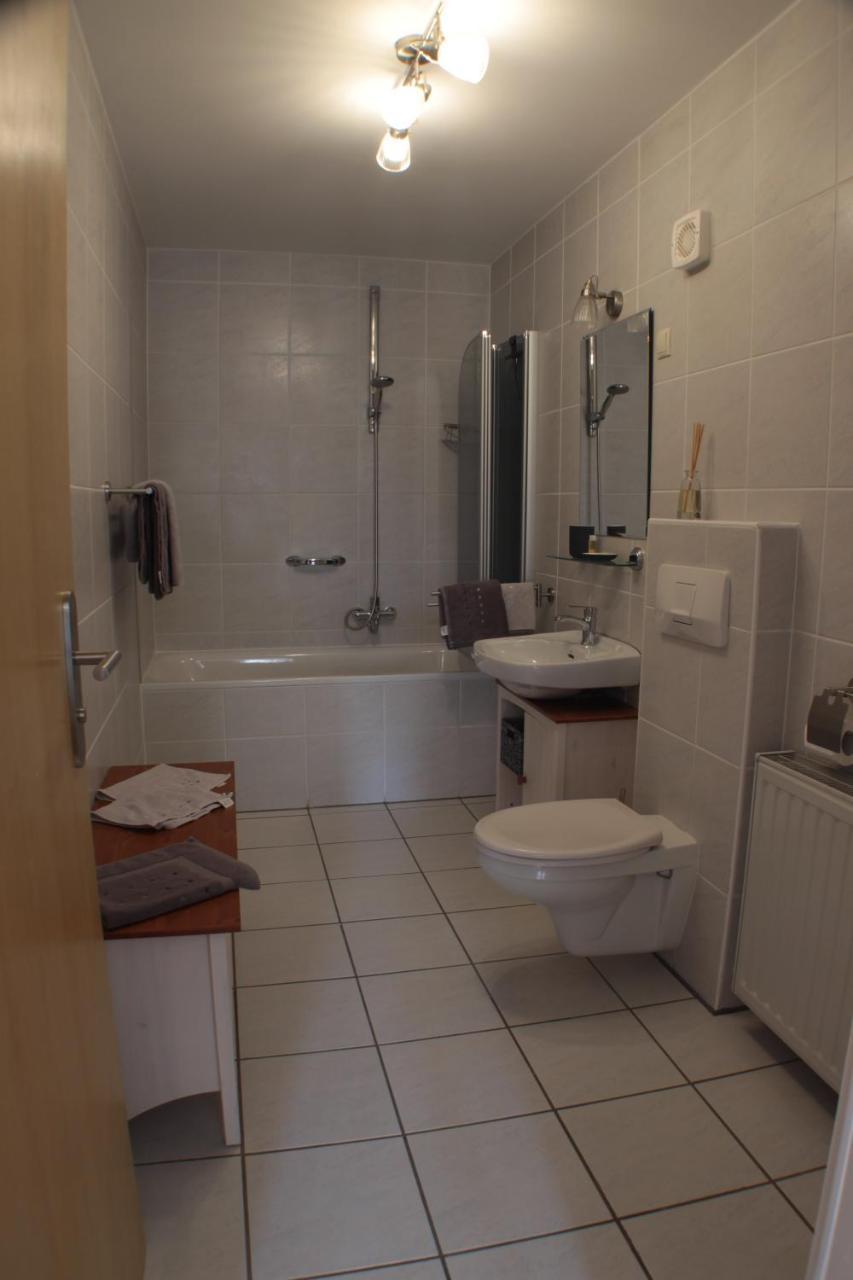 Zum Baren - Einfach Anders Hotel Mainbernheim ภายนอก รูปภาพ