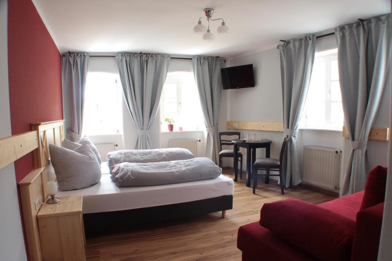 Zum Baren - Einfach Anders Hotel Mainbernheim ภายนอก รูปภาพ